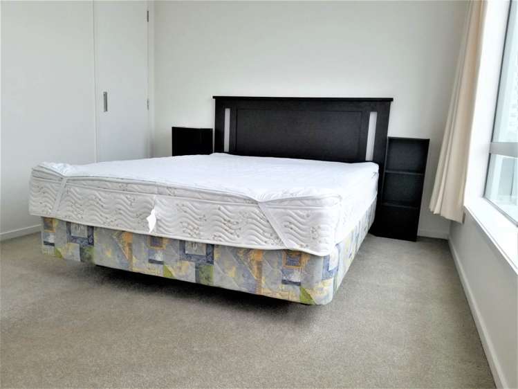 704/2 Dockside Lane Auckland Central_10