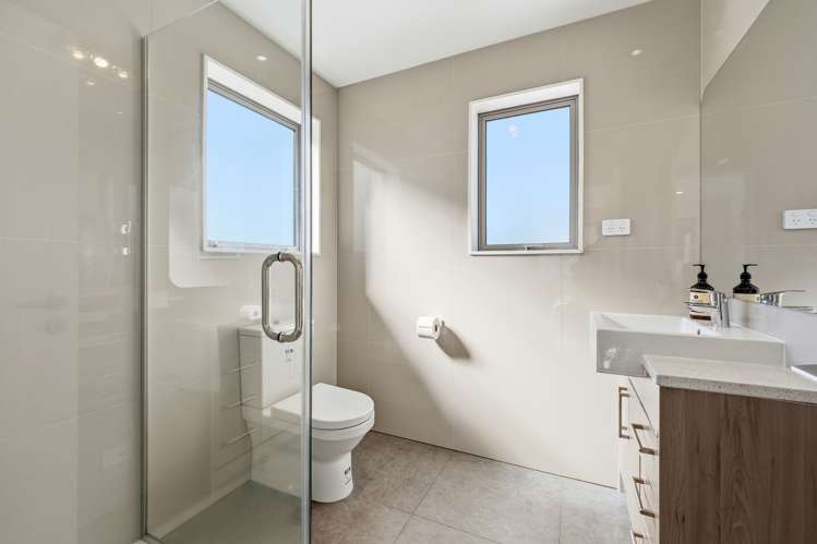 2/65 Francis Street Hauraki_16