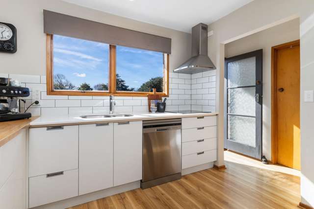 30b Bassett Street Burwood_3