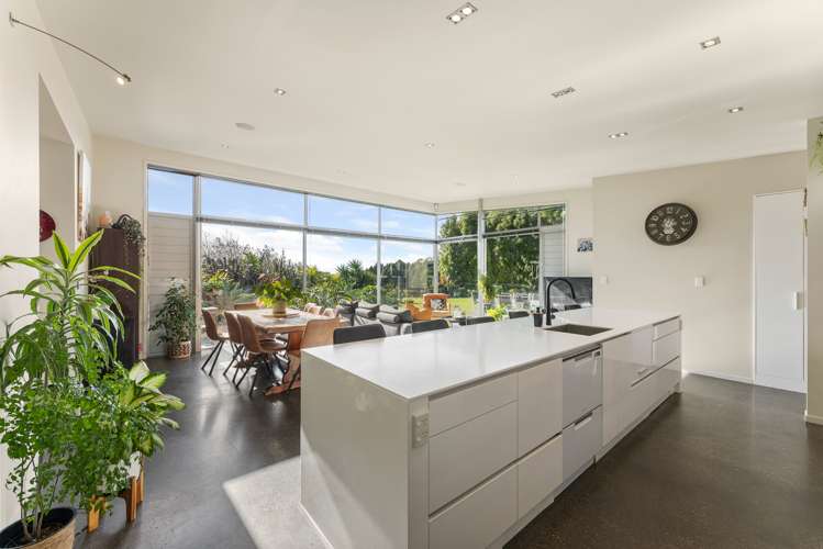 362 Tukapa Street Hurdon_12