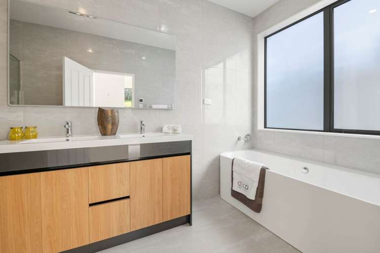 90 Voyager Drive Gulf Harbour_18