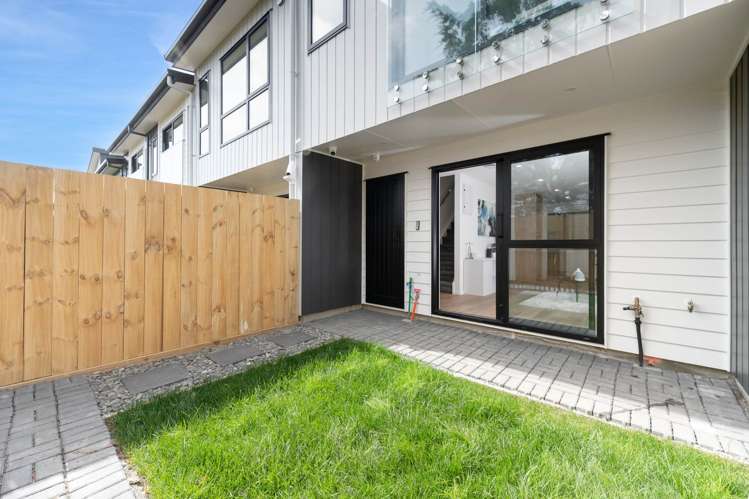 3/43 Savoy Road Glen Eden_2