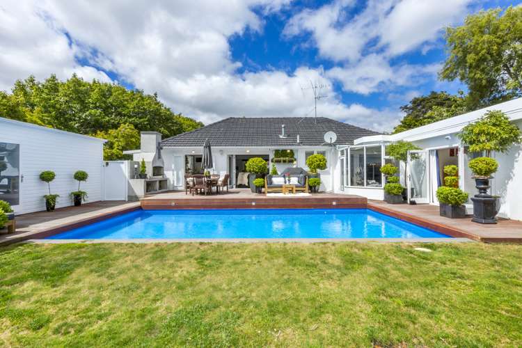 385 Fergusson Drive Heretaunga_24