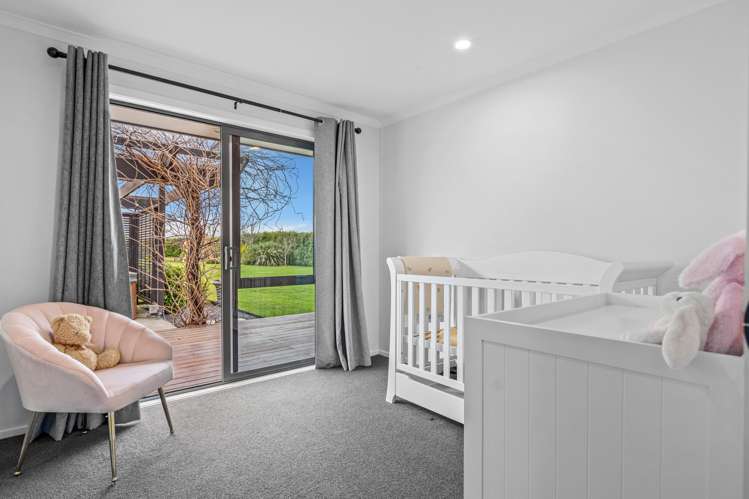 28 Landsborough Drive Darfield_13