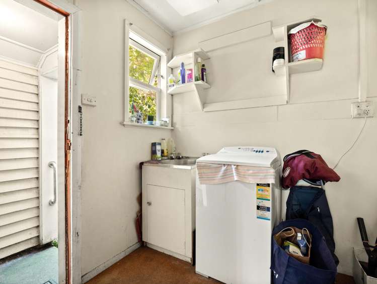 34 Crammond Avenue Corstorphine_13