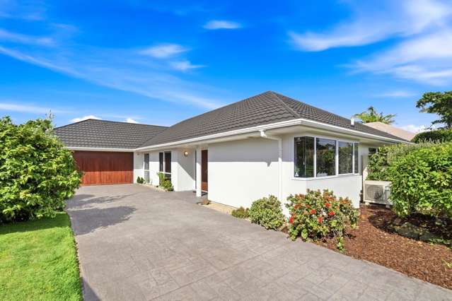 Single Level Star! Your Family Retreat Awaits!