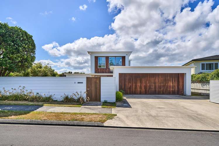 31 Pendennis Point Camborne_25