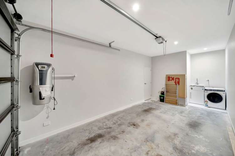 9 John Burn Road Takanini_22