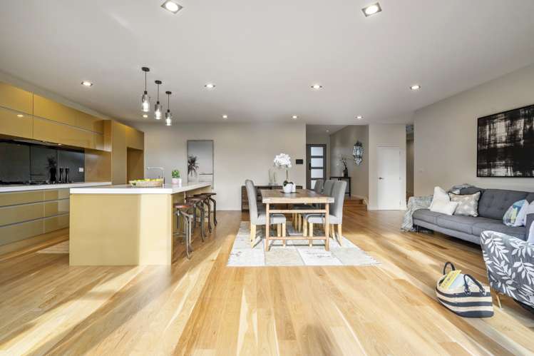 13 Pin Oak Drive Schnapper Rock_12