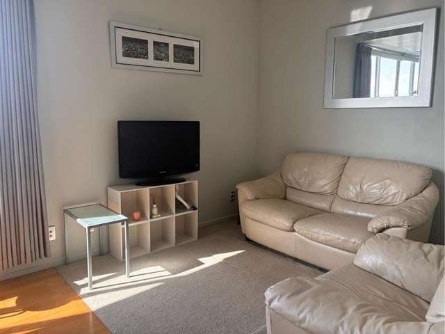 86 The Strand 1761_1