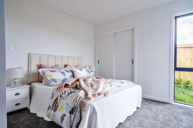 591d East Coast Road Browns Bay_13