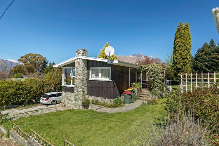 90 Thompson Street Queenstown_3
