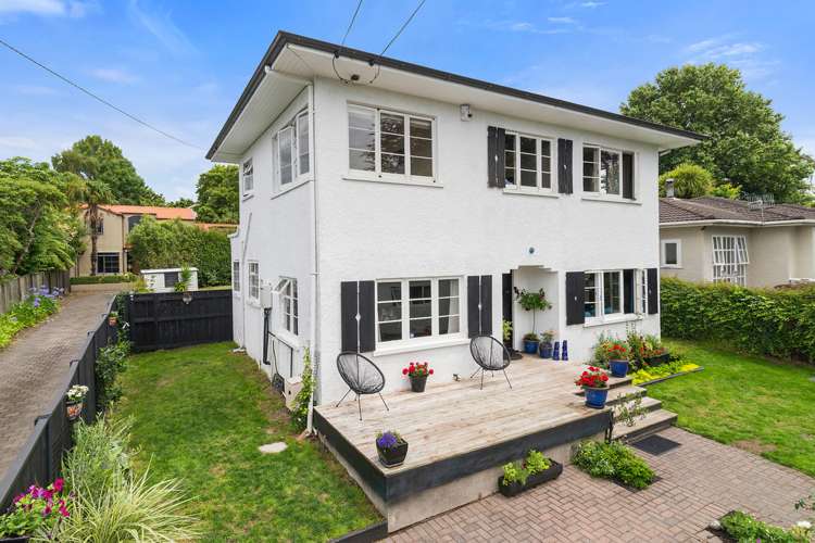 16 High Street Glenholme_19