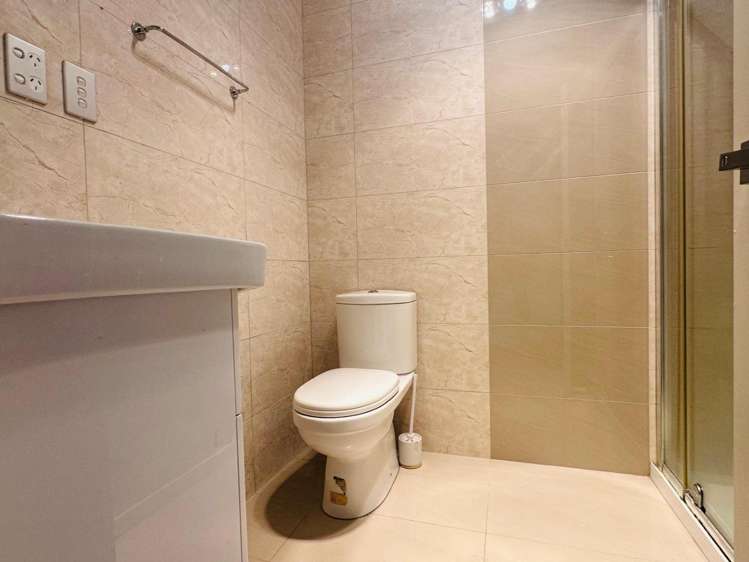 9/4 Wallson Crescent Wiri_5