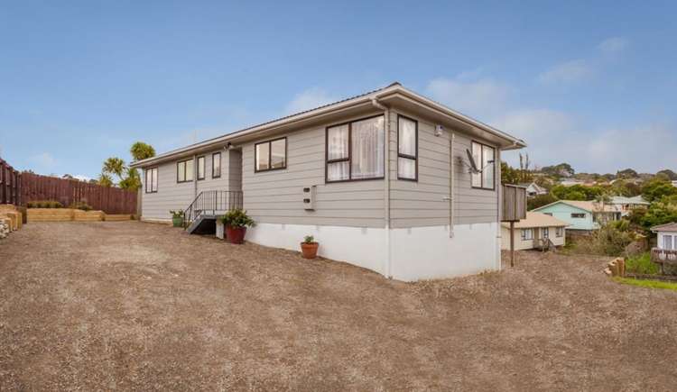 152 Solar Road Glen Eden_12