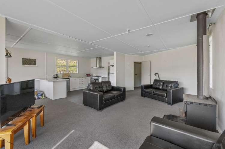 2560 Rawhitiroa Road Eltham_15