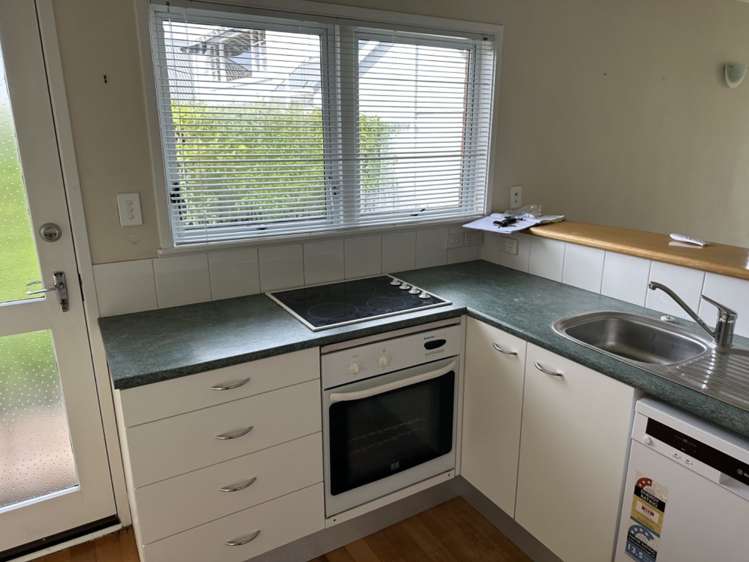 1/9 East Coast Road Milford_5