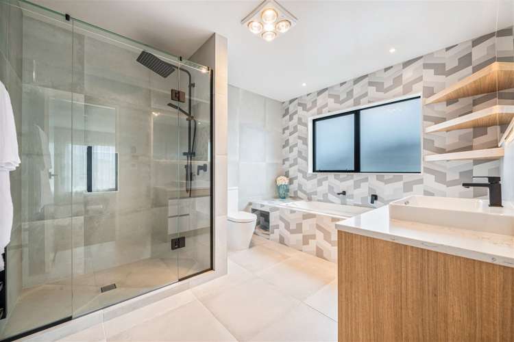 46 Tinaku Road Flat Bush_17