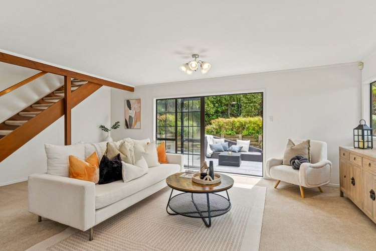 28 Longfellow Parade Glen Eden_22