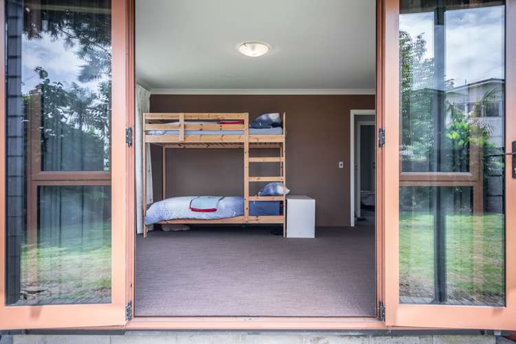 1 Lorenzen Bay Road Raglan_15