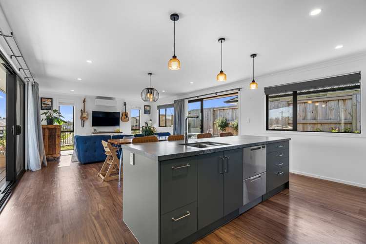 15 Hass Drive Ohauiti_8