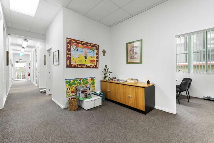 11-13 Robe Street New Plymouth Central_15