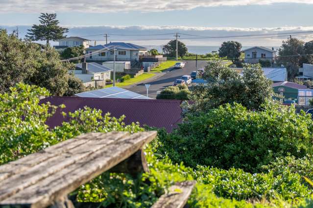 50 Moana Street Otaki Beach_4