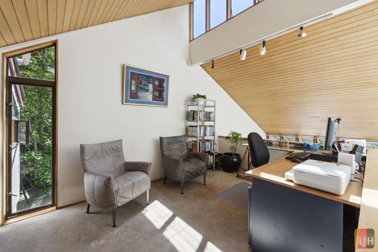 14 Kingsclere Place Goodwood Heights_16