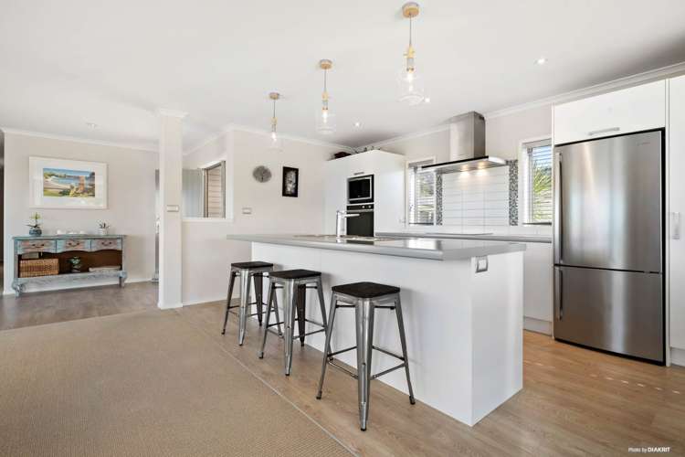 25 Beachwood Drive Hatfields Beach_10