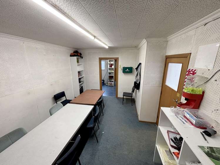 85 Thackeray Street Waltham_9