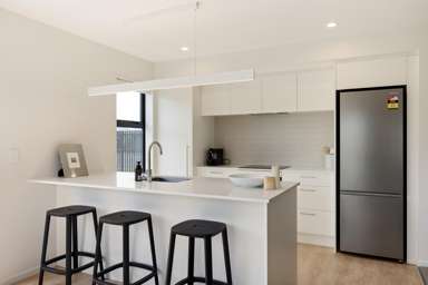 11-17 Greig Crescent - Lifestyle Villas_3