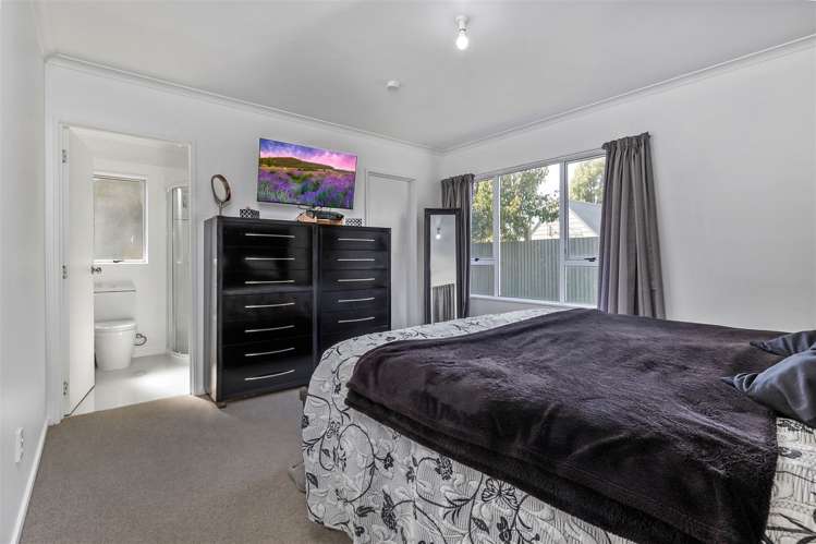 1/22 Lakings Road Springlands_11