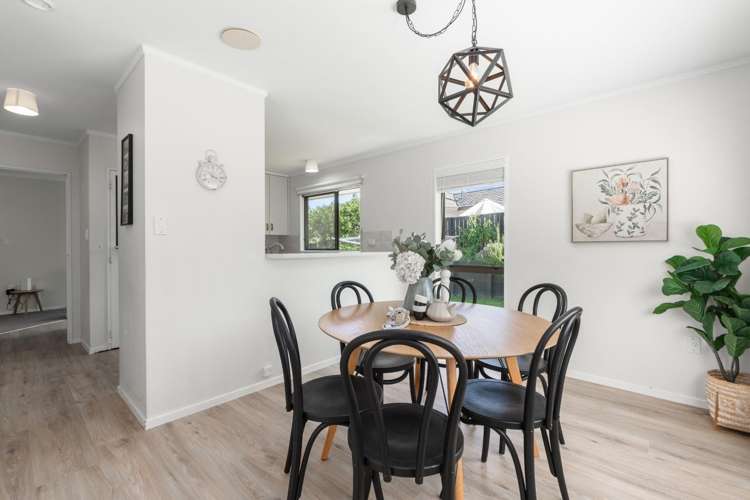 12 Sylvania Drive Matua_5