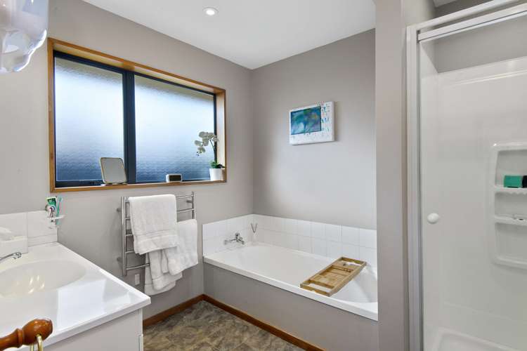 37 Durrell Way Rolleston_11