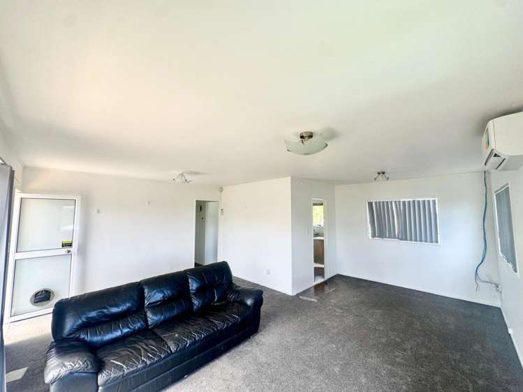 2/103 Hutchinson Avenue New Lynn_2