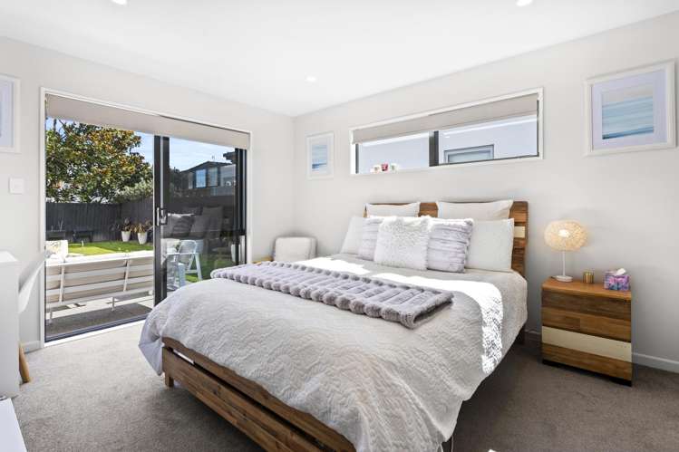 21a Kingsbridge West Burwood_5