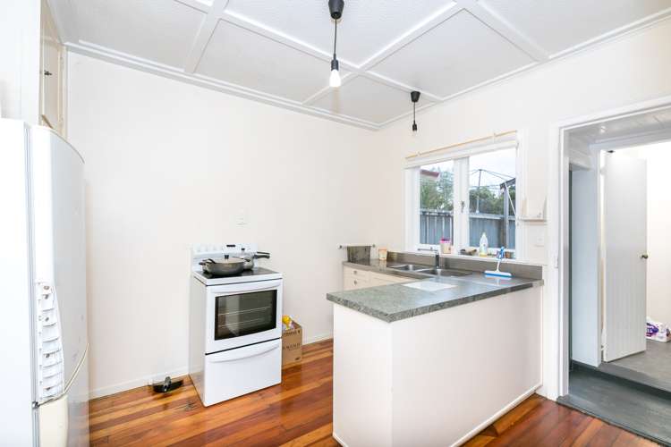 186 Normanby Road Paeroa_13