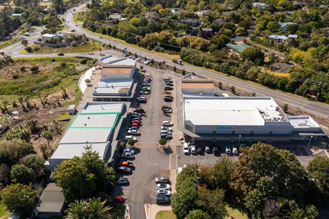 Unit, B8 5/19 Factory Road Waimauku_3