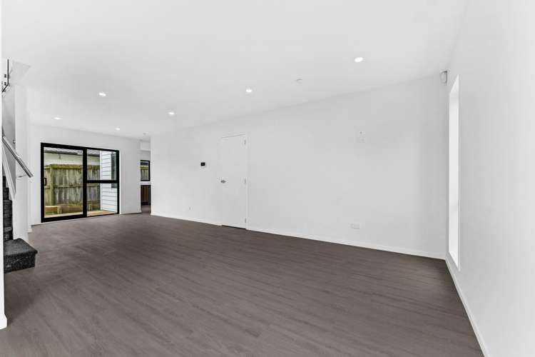 Lot 1/20 Beaumonts Way Manurewa_16