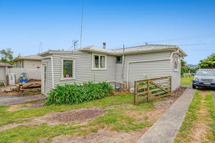 233 Parkhurst Road Parakai_1