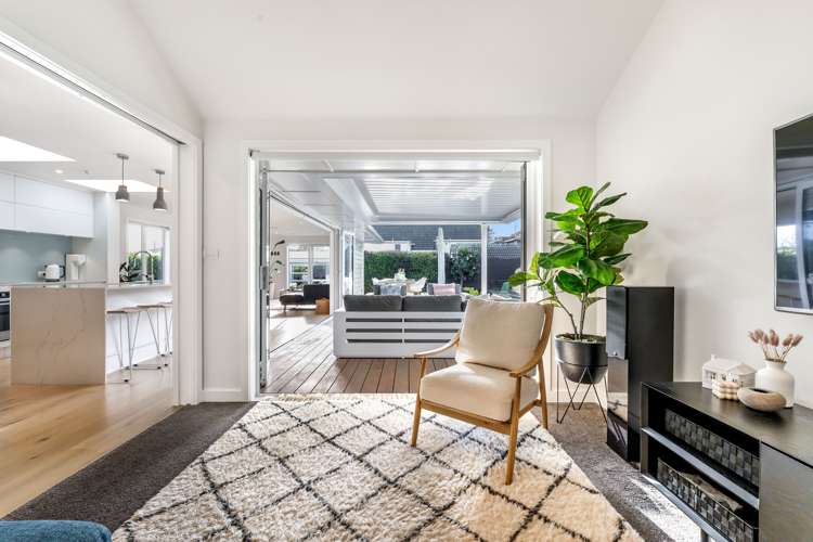 2/11 Hart Road Hauraki_7