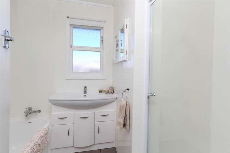 6 Truby King Street Merrilands_12