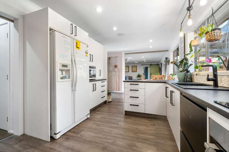 33e Sanders Avenue Westown_10