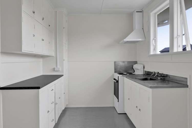 72 And 74 Banks Street Marfell_27