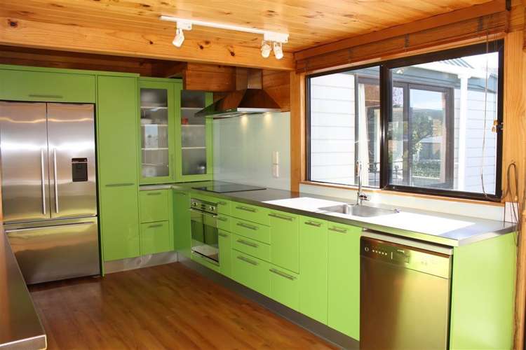 4 Braddock Grove Pauanui_7