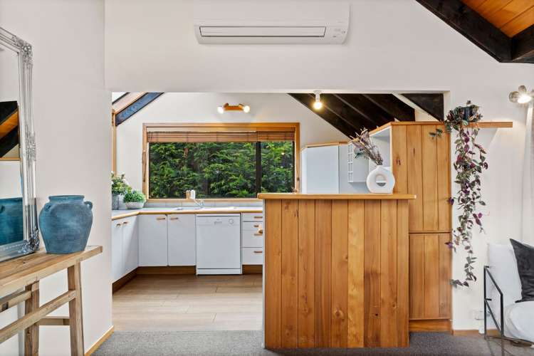 138a Wynyard Crescent Fernhill/Sunshine Bay_8