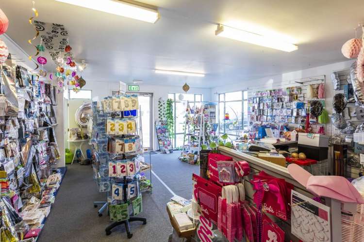 2/1063 Ferry Road Ferrymead_6