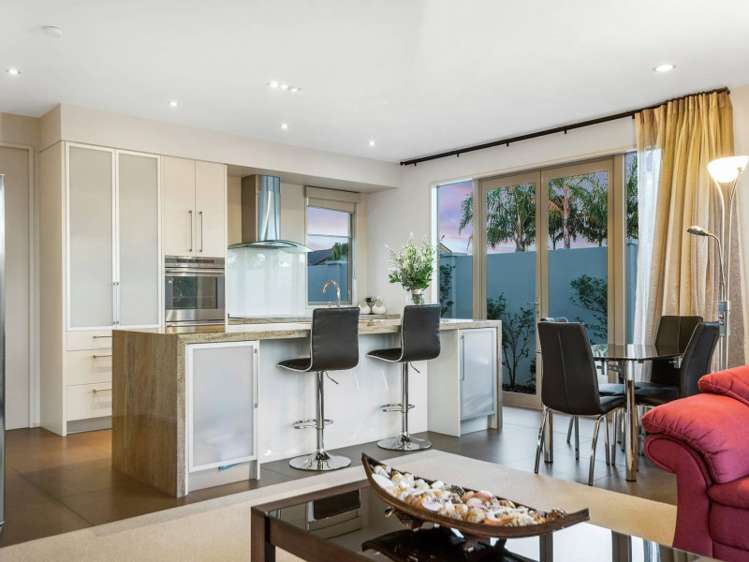 83 Pine Harbour Parade Beachlands_9