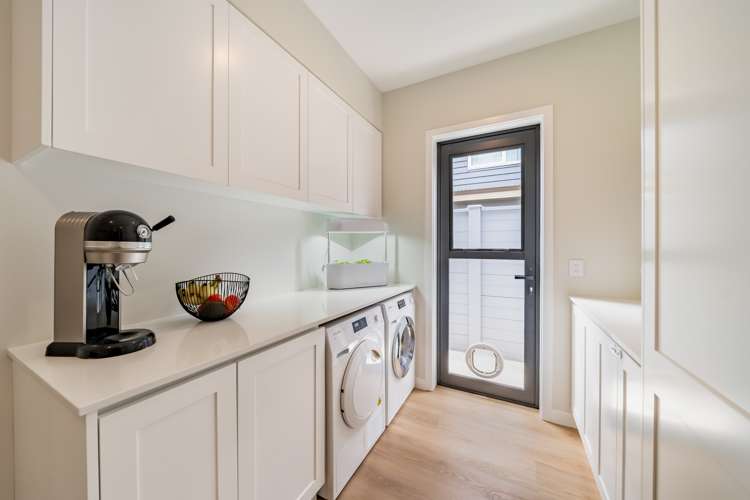 8 Ramarama Lane Crofton Downs_8