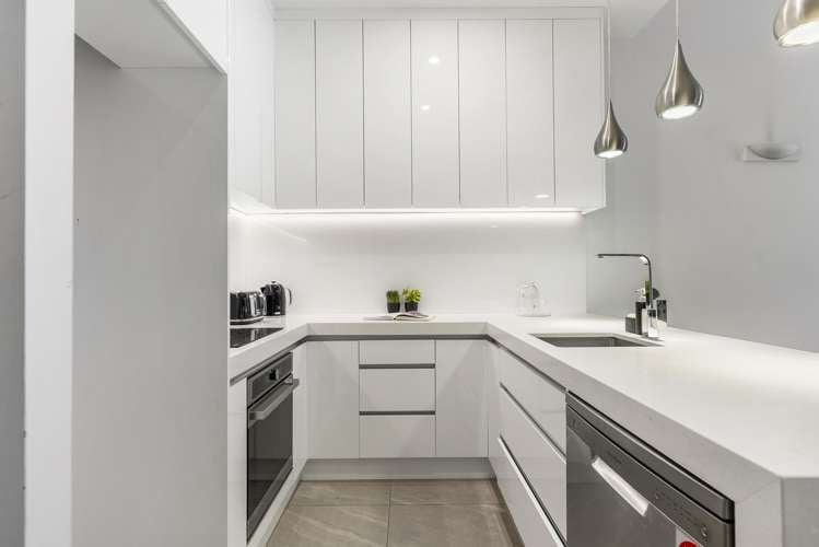 1C/5 Cheshire Street Parnell_4
